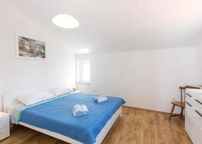 Nino 5 By Interhome